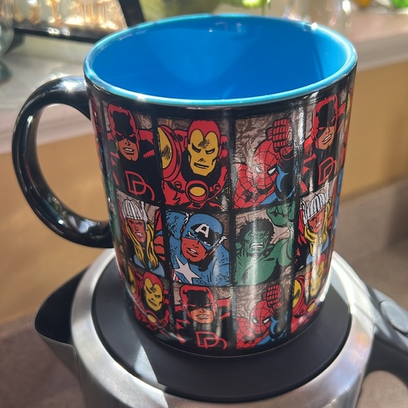 MARVEL HEROES MUG (NEW with TAG)
20 oz - Picture 9 of 16